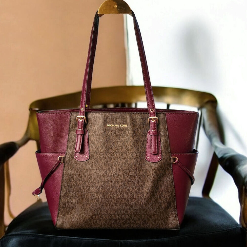 Voyager Medium Logo Tote Bag